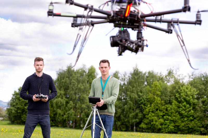drone regulation men flying