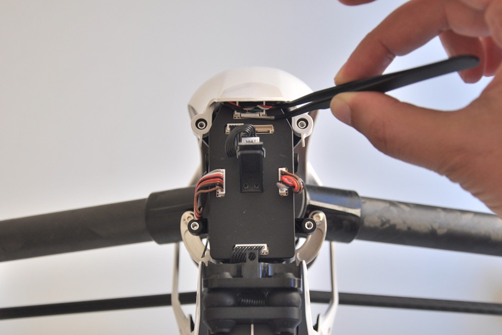 flytrex live 3G installation on DJI inspire 1  pic3