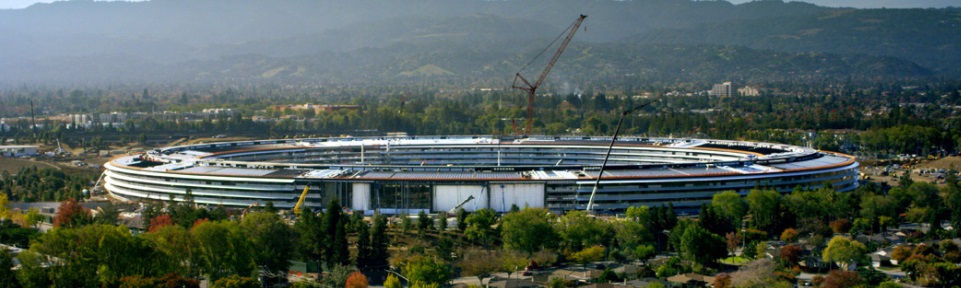 apple park filmed by drone 1