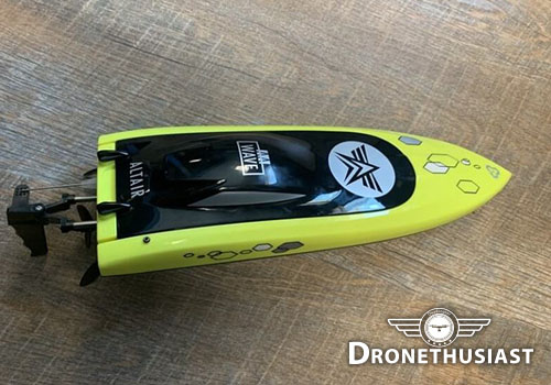 aa-wave-rc-boat